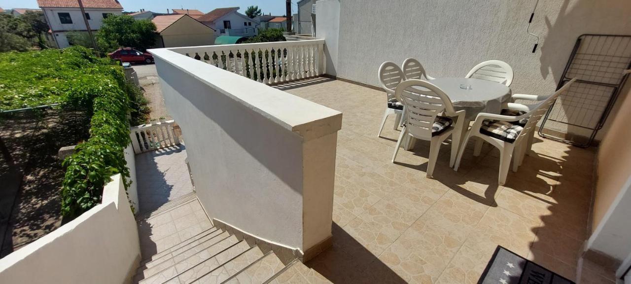Apartment Zana Pirovac Ngoại thất bức ảnh