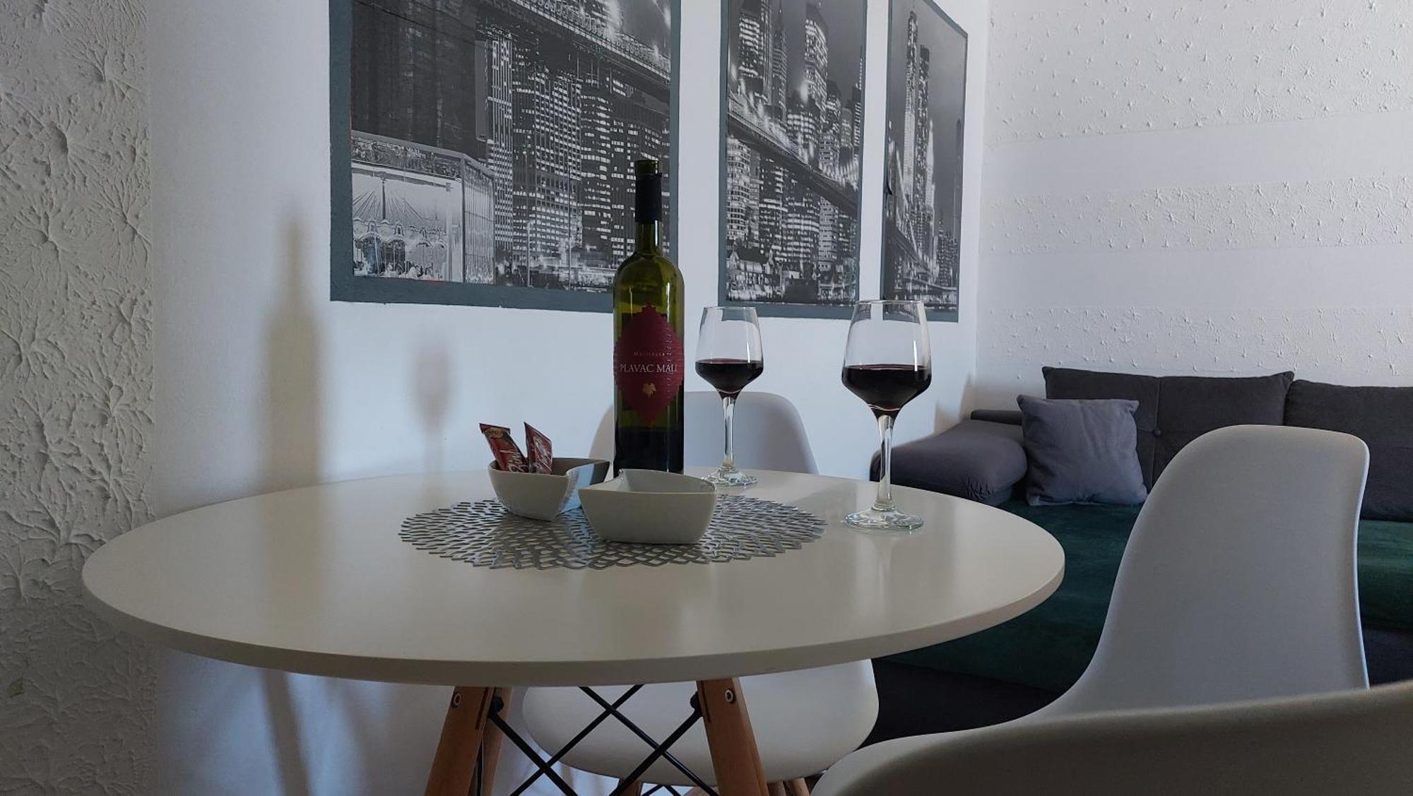 Apartment Zana Pirovac Ngoại thất bức ảnh